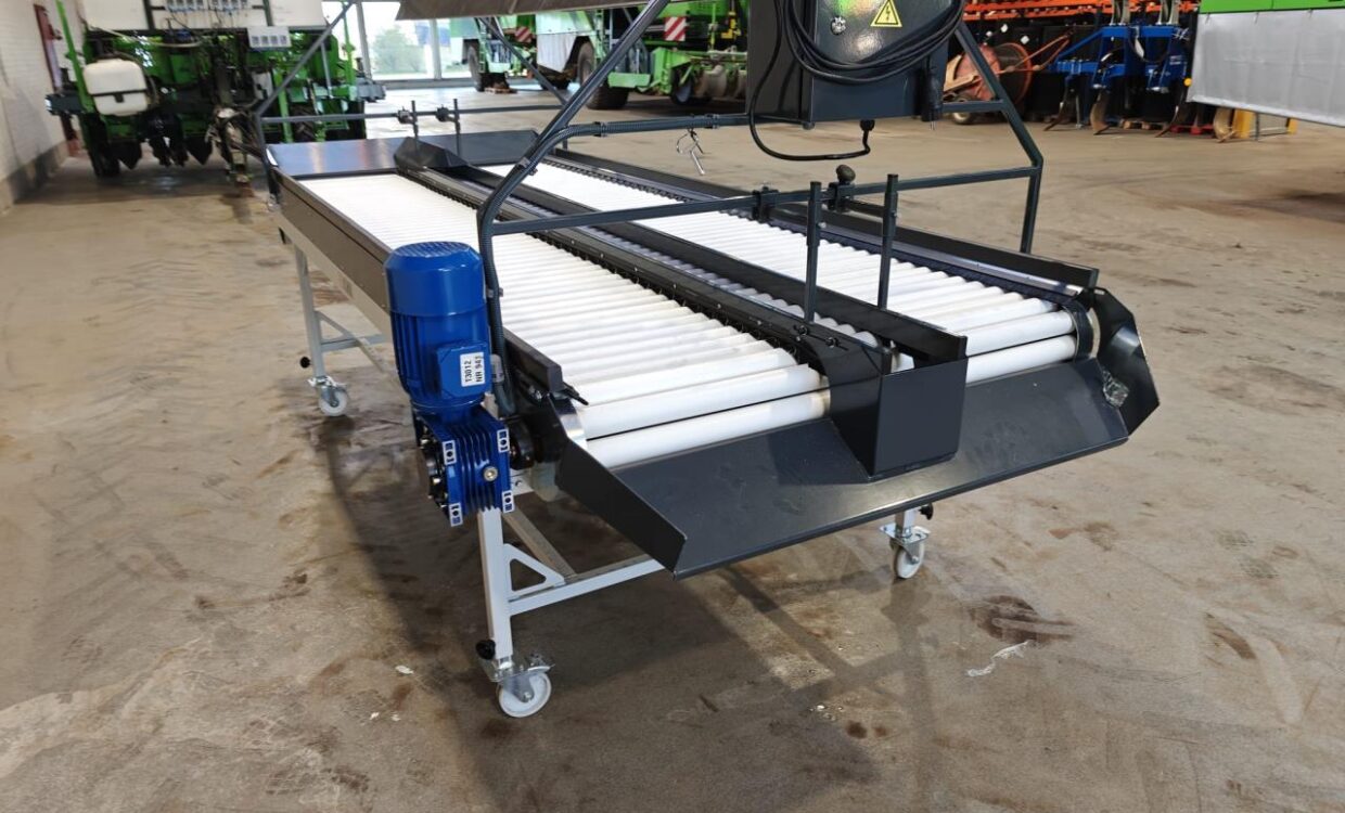KMK Agro T-3012 Sorting table