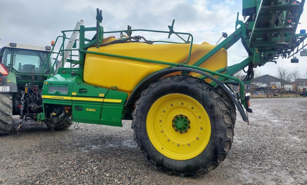 John Deere R962i - 36-24m
