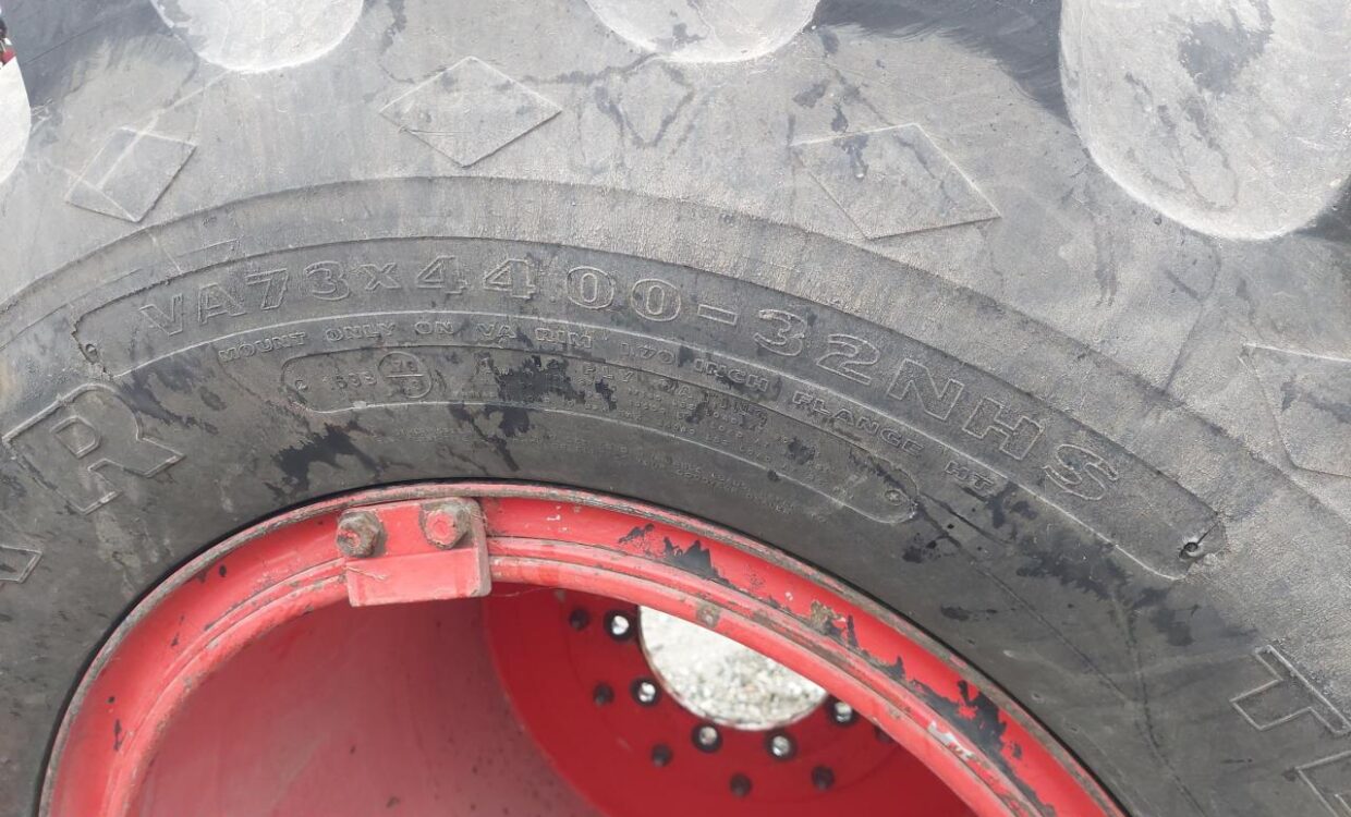 Goodyear Terra-Tire 73 x 44.00 - 32 NSH