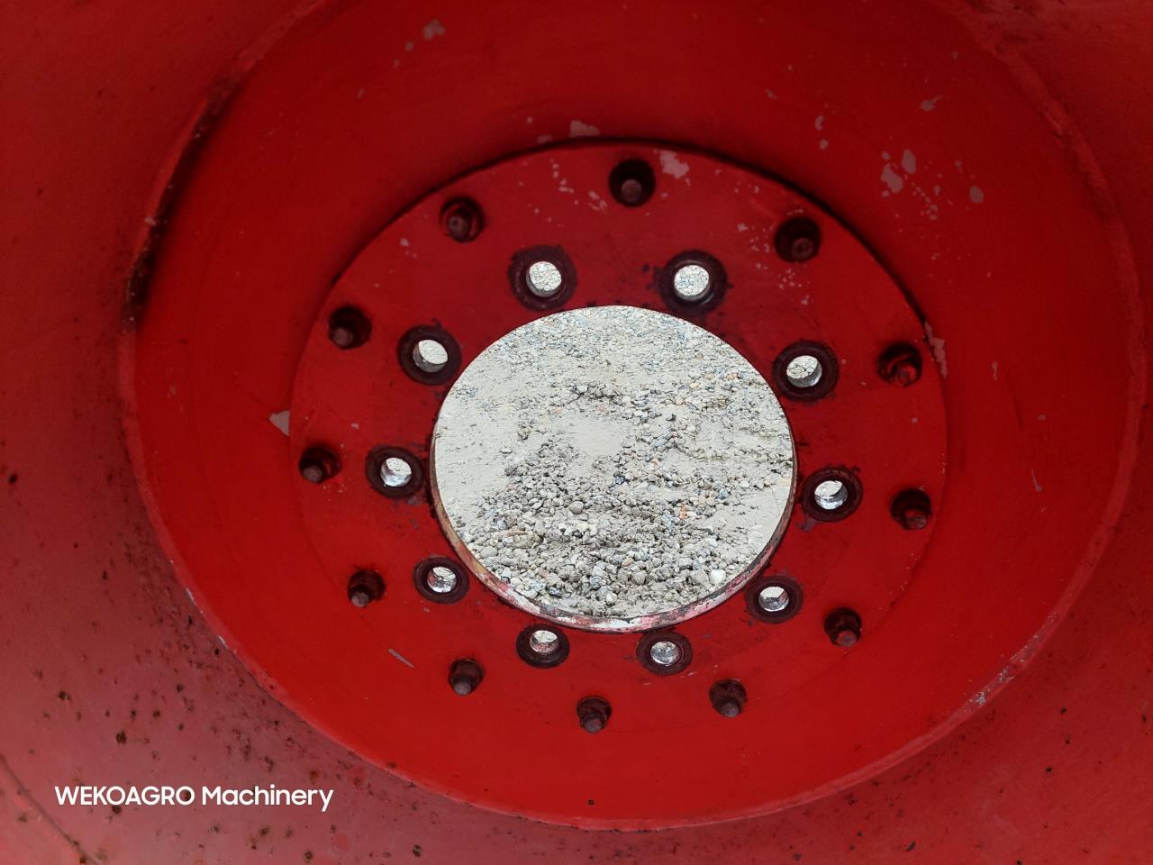 Goodyear Terra-Tire 73 x 44.00 - 32 NSH