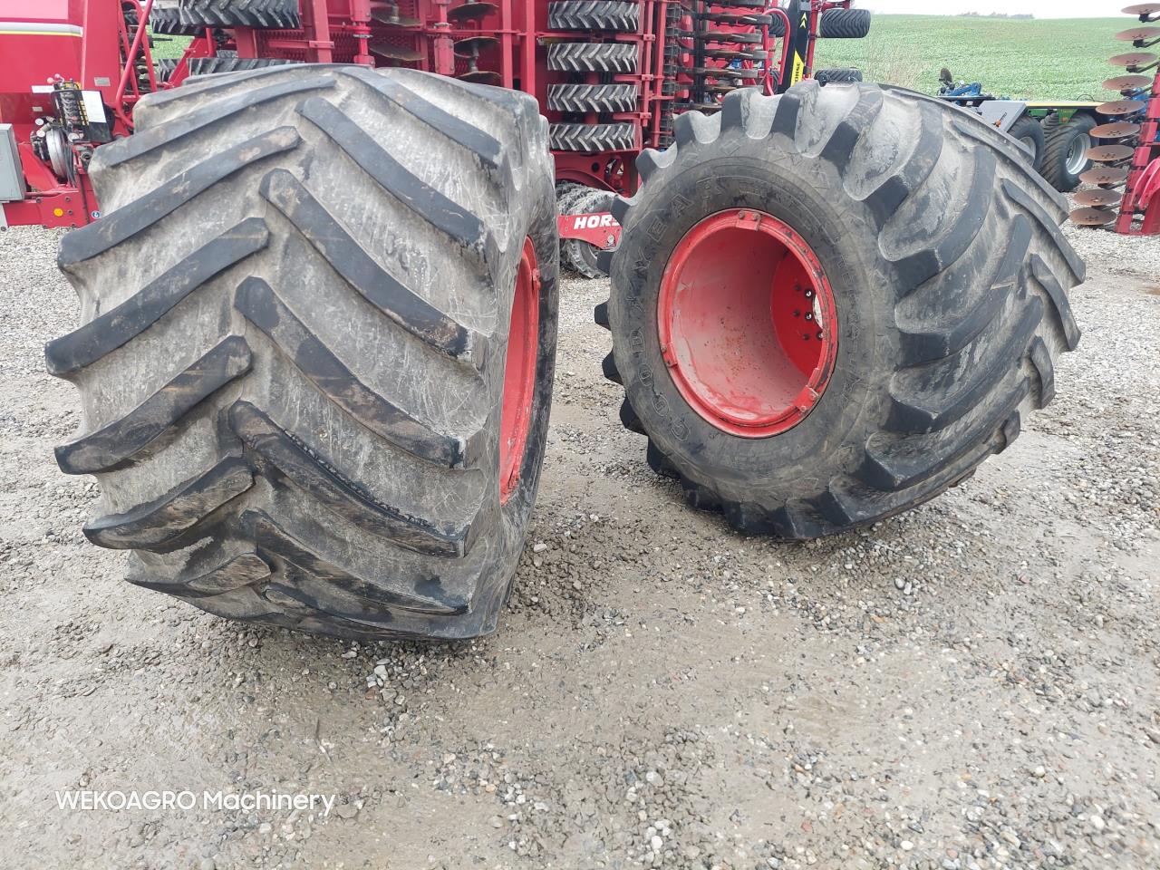 Goodyear Terra-Tire 73 x 44.00 - 32 NSH