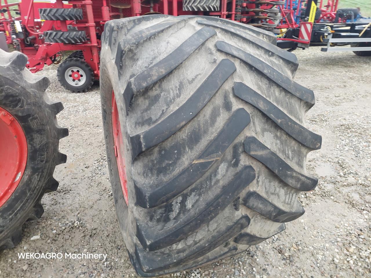 Goodyear Terra-Tire 73 x 44.00 - 32 NSH