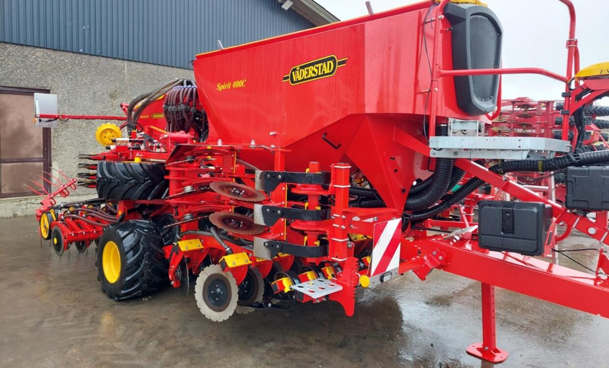 Väderstad Spirit 400 C med Seedeye 583ha