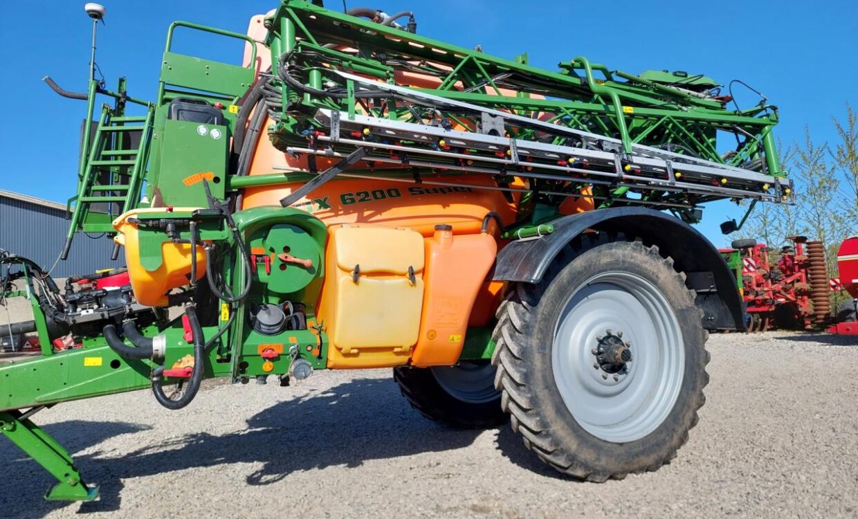 Amazone UX 6200 Super- 36m m GPS