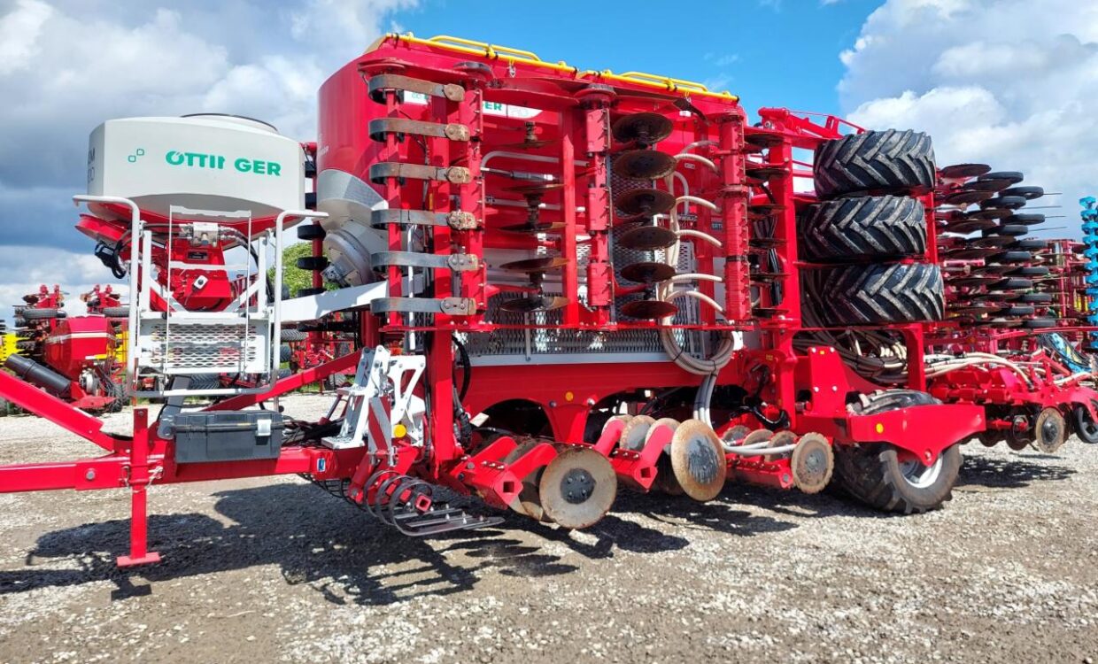 Pöttinger Terrasem V 6000 D Z Fertilizer