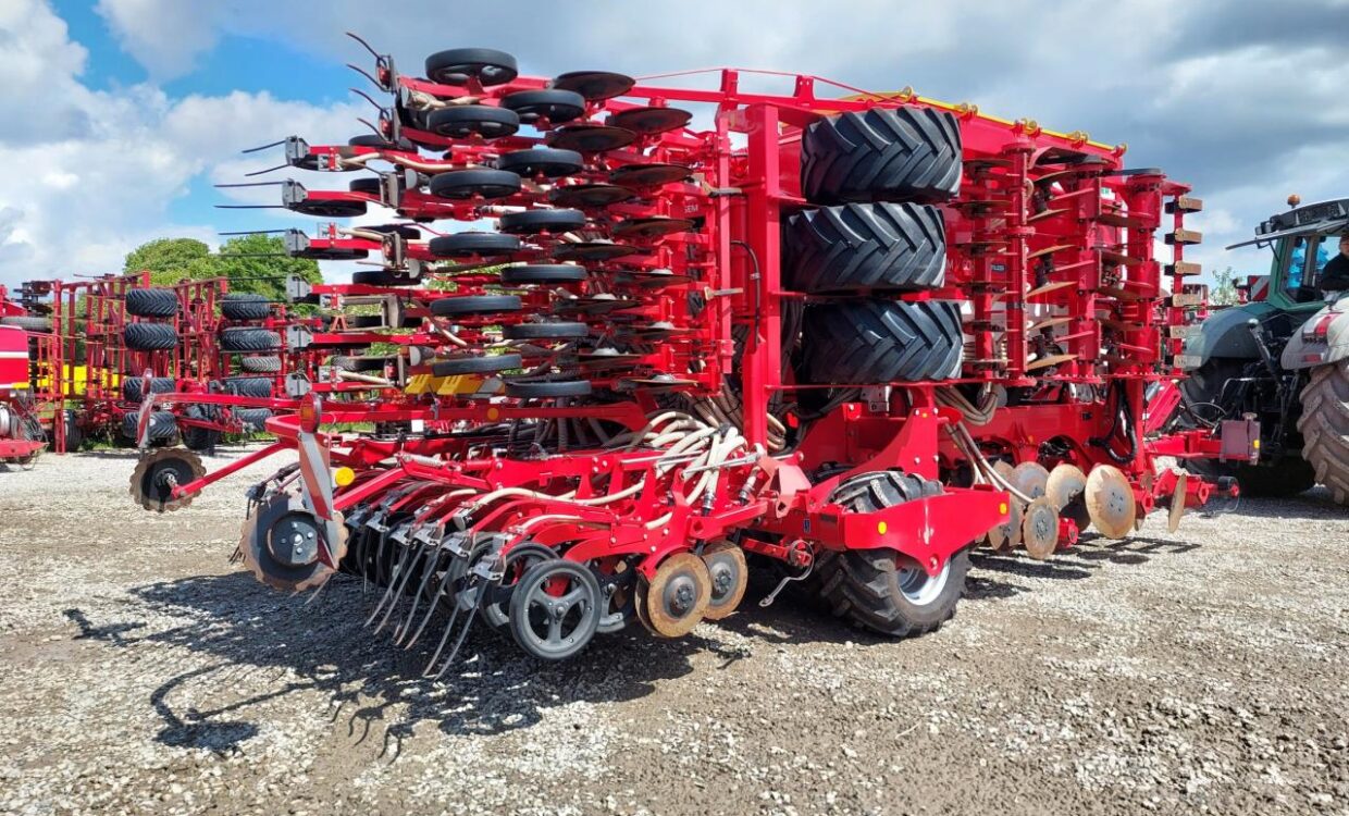 Pöttinger Terrasem V 6000 D Z Fertilizer