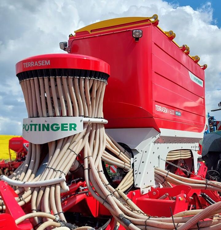Pöttinger Terrasem V 6000 D Z Fertilizer