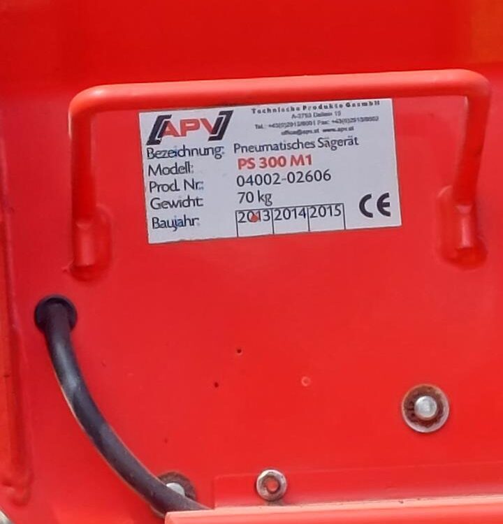 HE-VA Sub-Tiller 400 with cutting edge