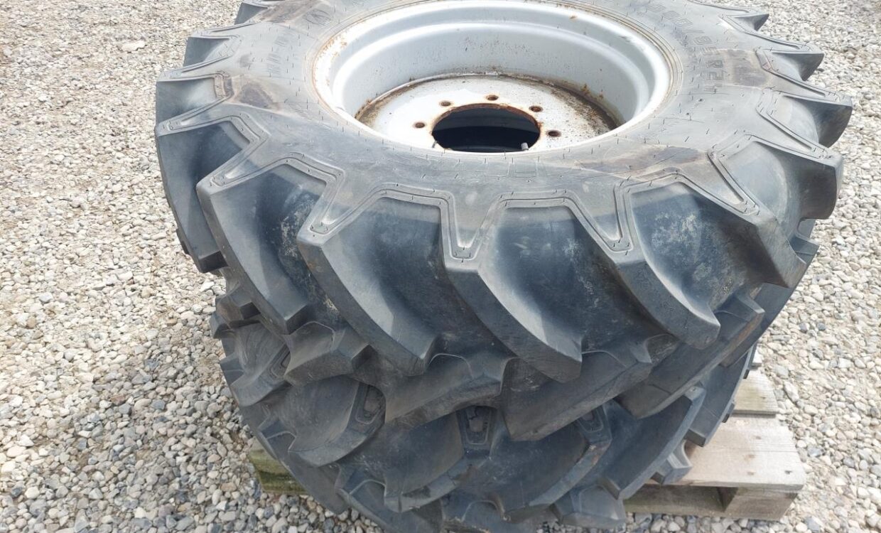Mitas 380/85R24 (14.9R24) Dæk