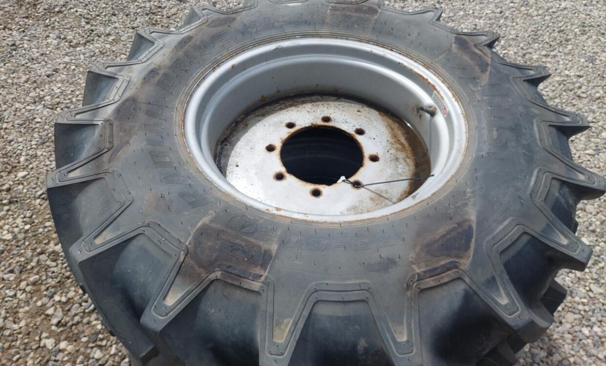 Mitas 380/85R24 (14.9R24) Dæk
