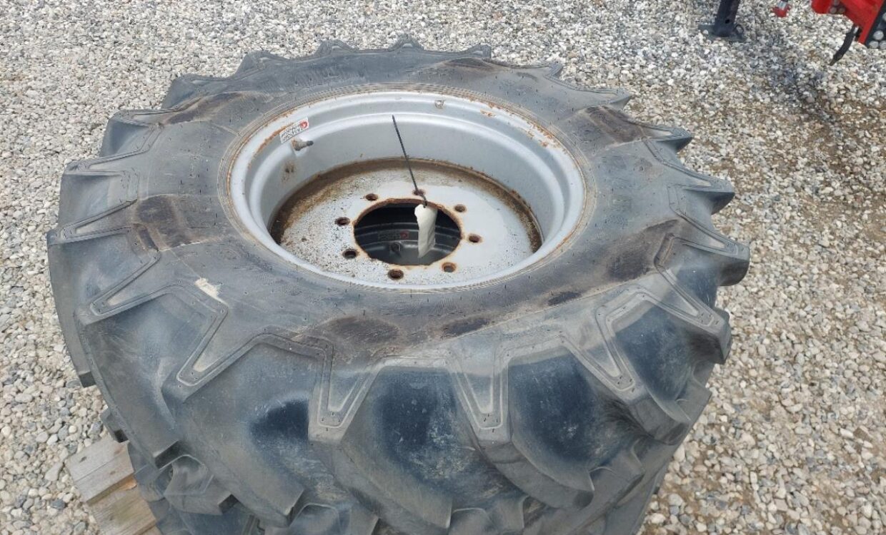 Mitas 380/85R24 (14.9R24) Dæk