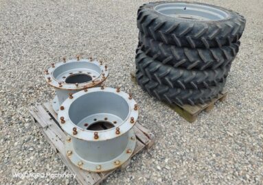 BKT 320/95R32 Dobbelthjul sæt