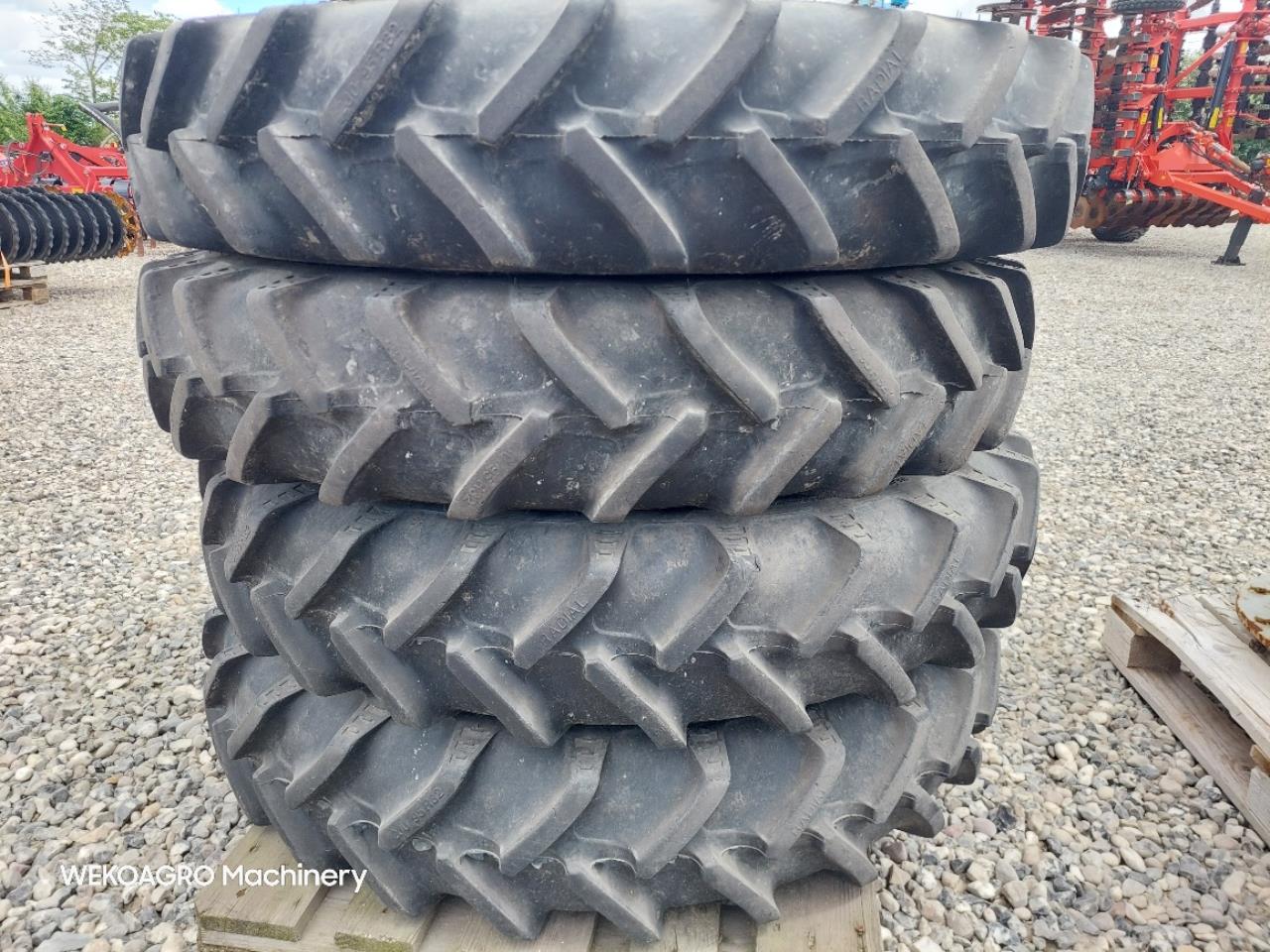 BKT 320/95R32 Dobbelthjul sæt