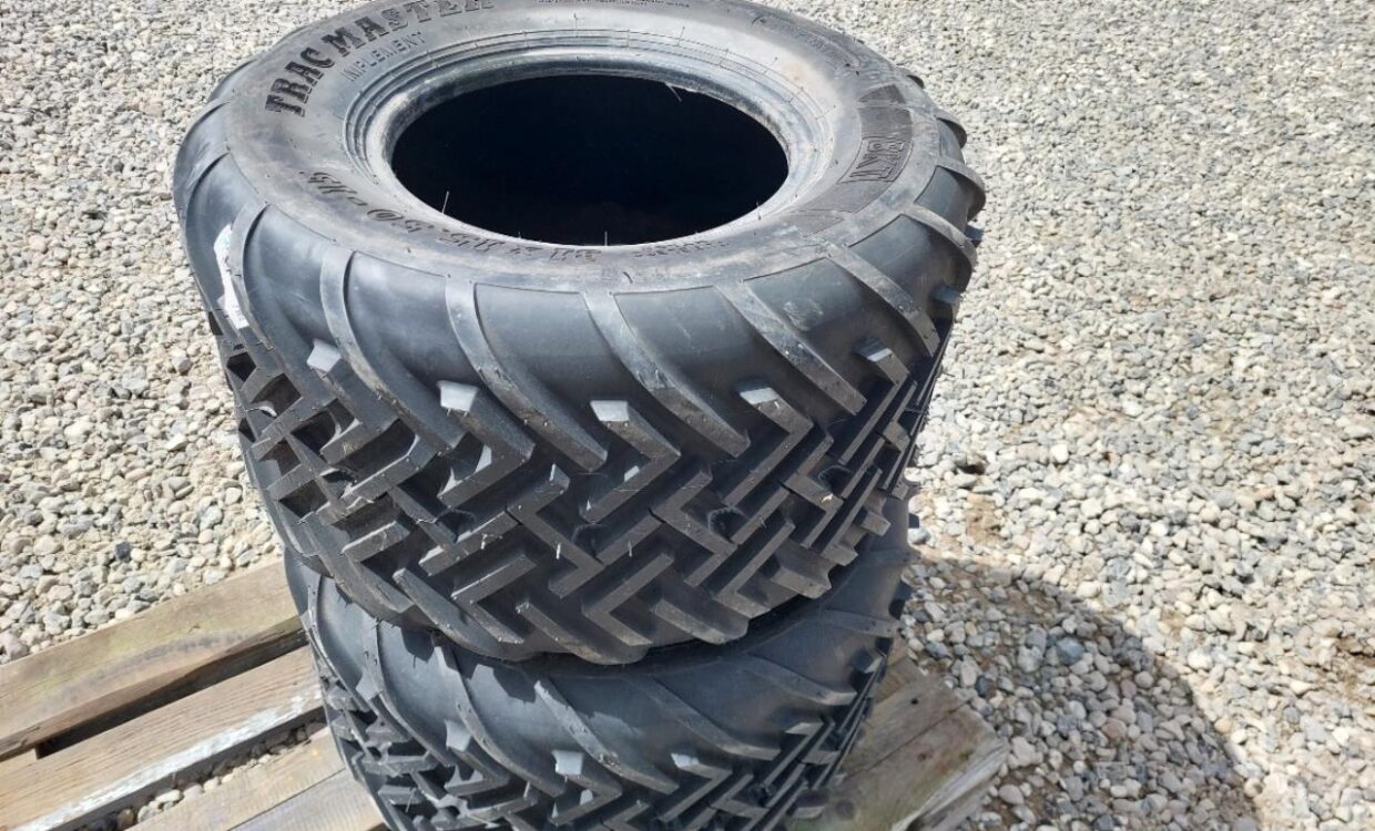 BKT Track marster 31x15.50-15
