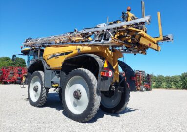 Challenger RoGator 655D 24-36m med GPS